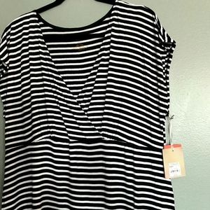 NOT Maternity & Nursing SS top